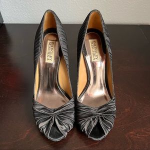 Badgley Mischka Black Peep Toe Pumps, Size 7M